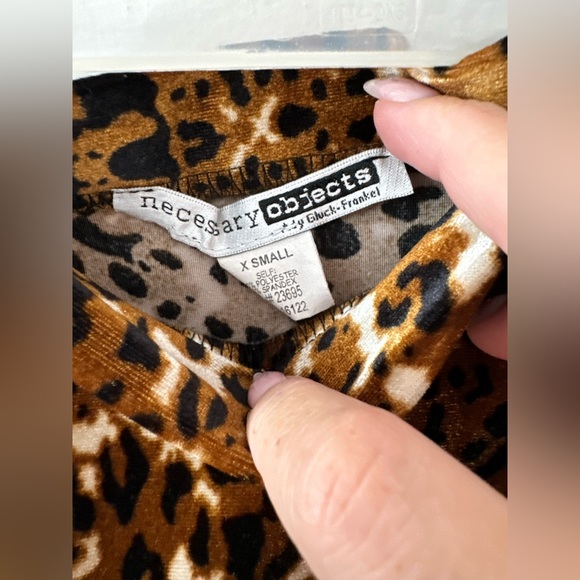 Necessary objects velvet leopard print skirt - Picture 4 of 5